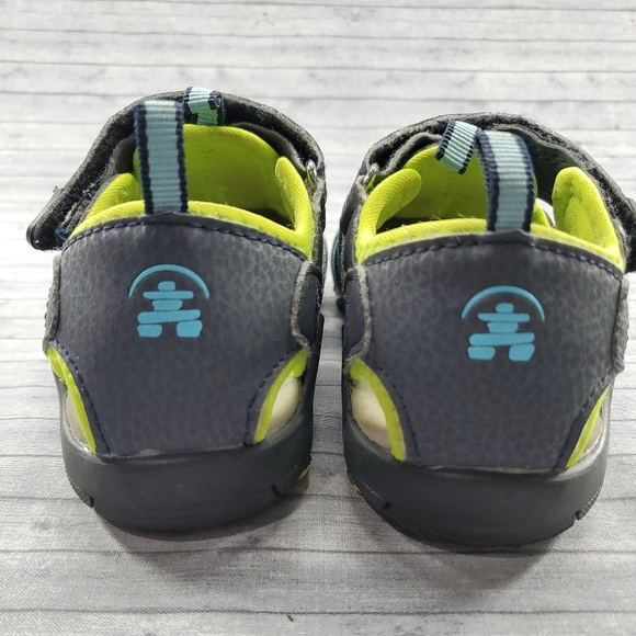 Kamik Toddler Size 11 Blue Gray Crab Water Sandals Closed Toe - Picture 8 of 10
